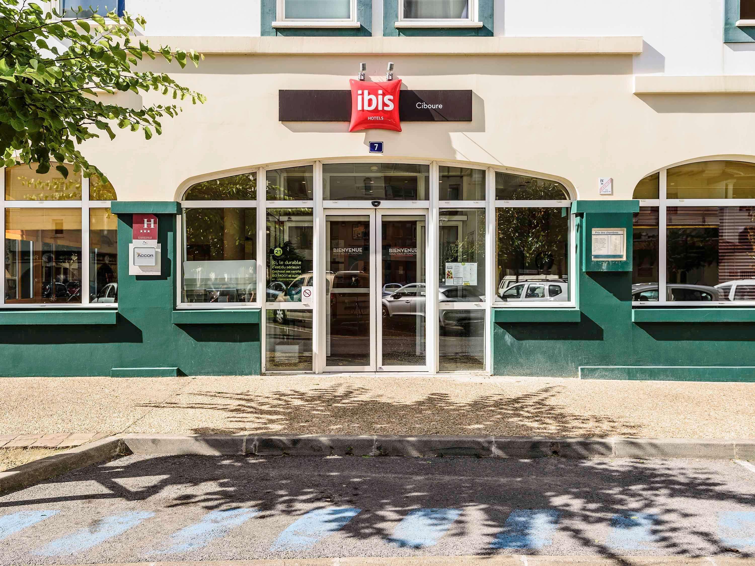 Ibis Budget Ciboure St-Jean-Luz エクステリア 写真